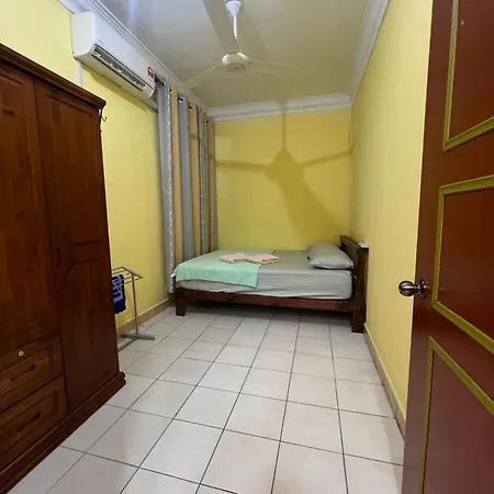 Cikpo Homestay Angkasa Apartment 3 Room